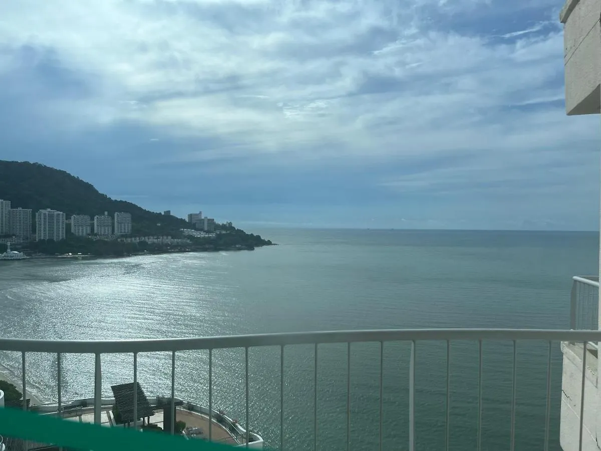リゾート Paradise By The Sea In Penang By Veron At Rainbow Paradise タンジュンブンガ