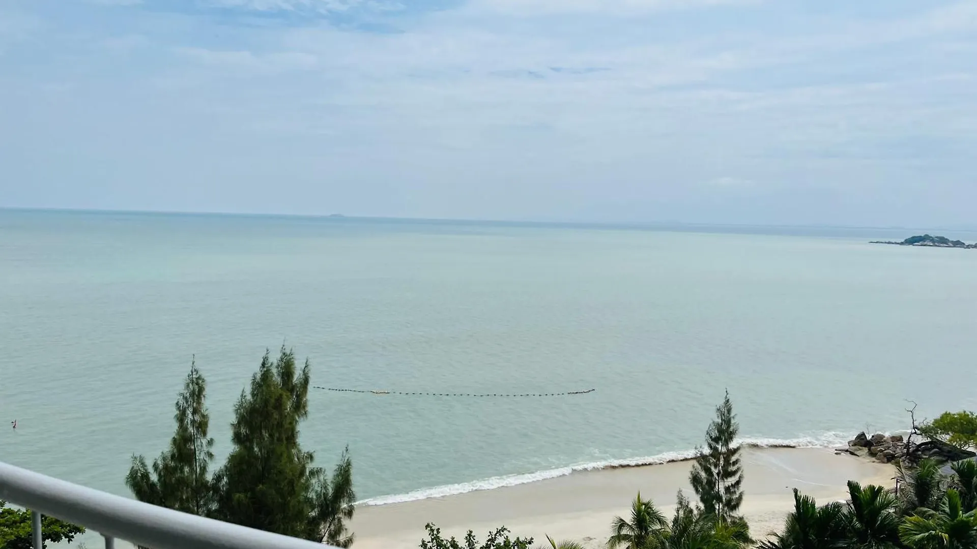 Paradise By The Sea In Penang By Veron At Rainbow Paradise Tanjung Bungah  Resort