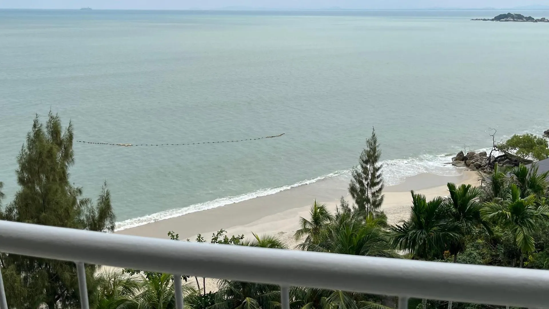 Paradise By The Sea In Penang By Veron At Rainbow Paradise Tanjung Bungah  0*, Tanjung Bungah (Penang)