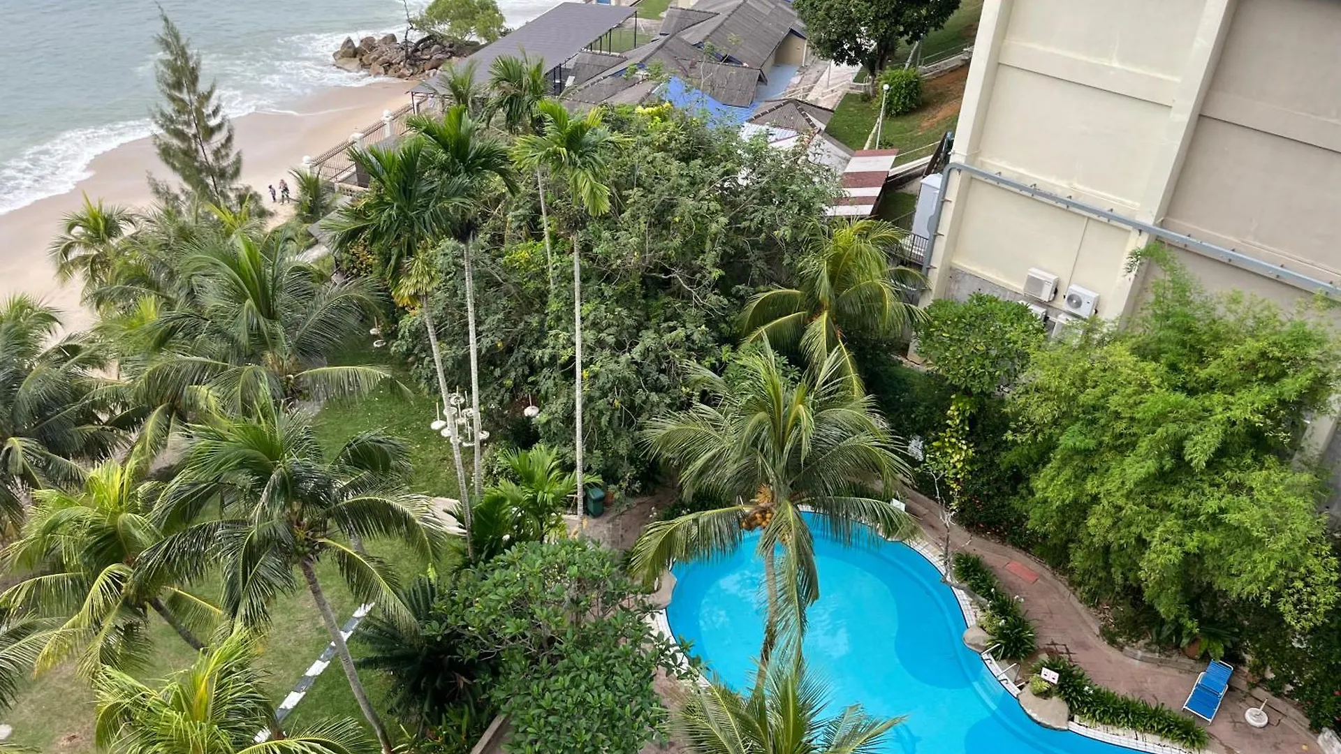 Paradise By The Sea In Penang By Veron At Rainbow Paradise タンジュンブンガ マレーシア