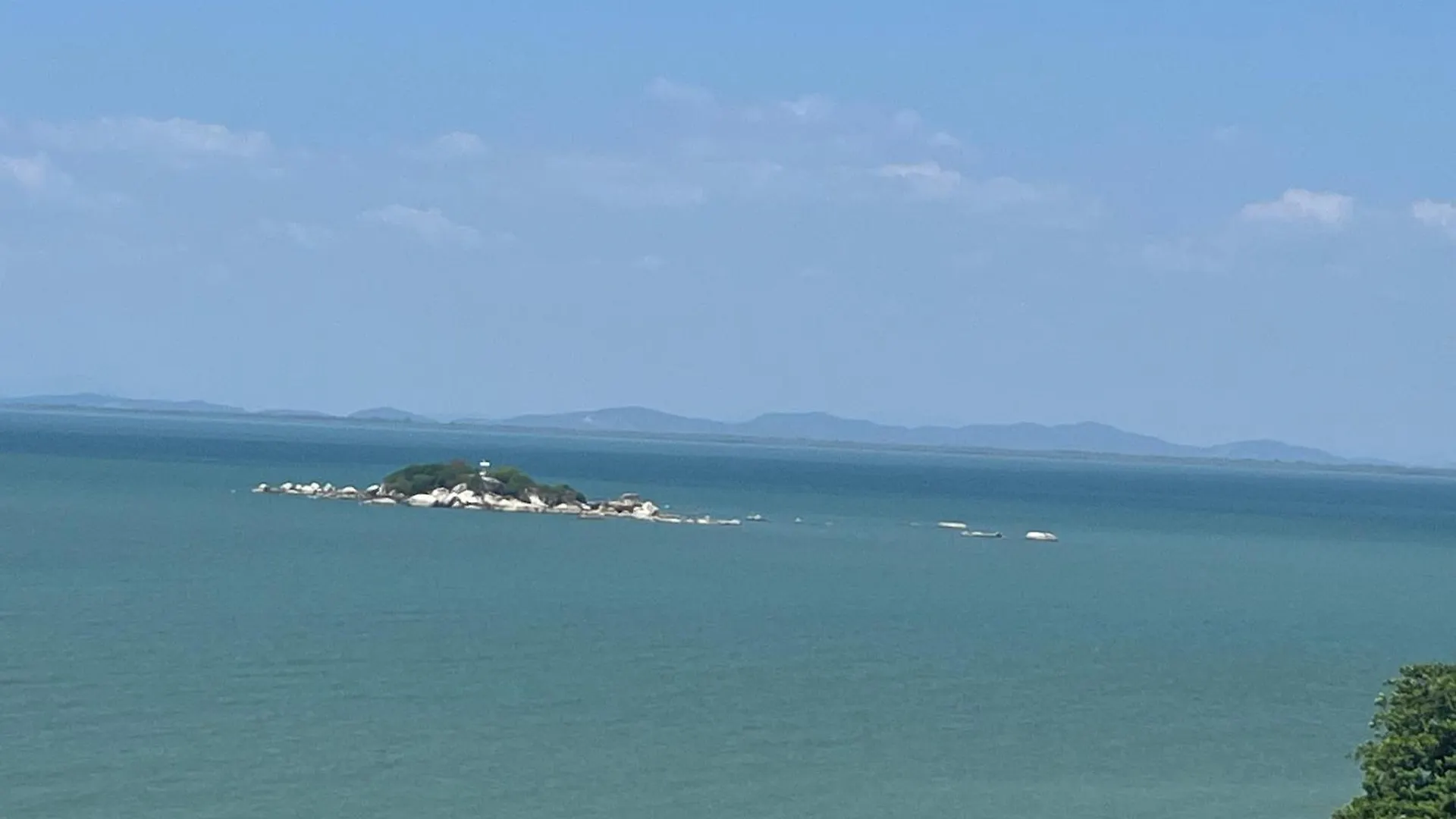 リゾート Paradise By The Sea In Penang By Veron At Rainbow Paradise タンジュンブンガ マレーシア