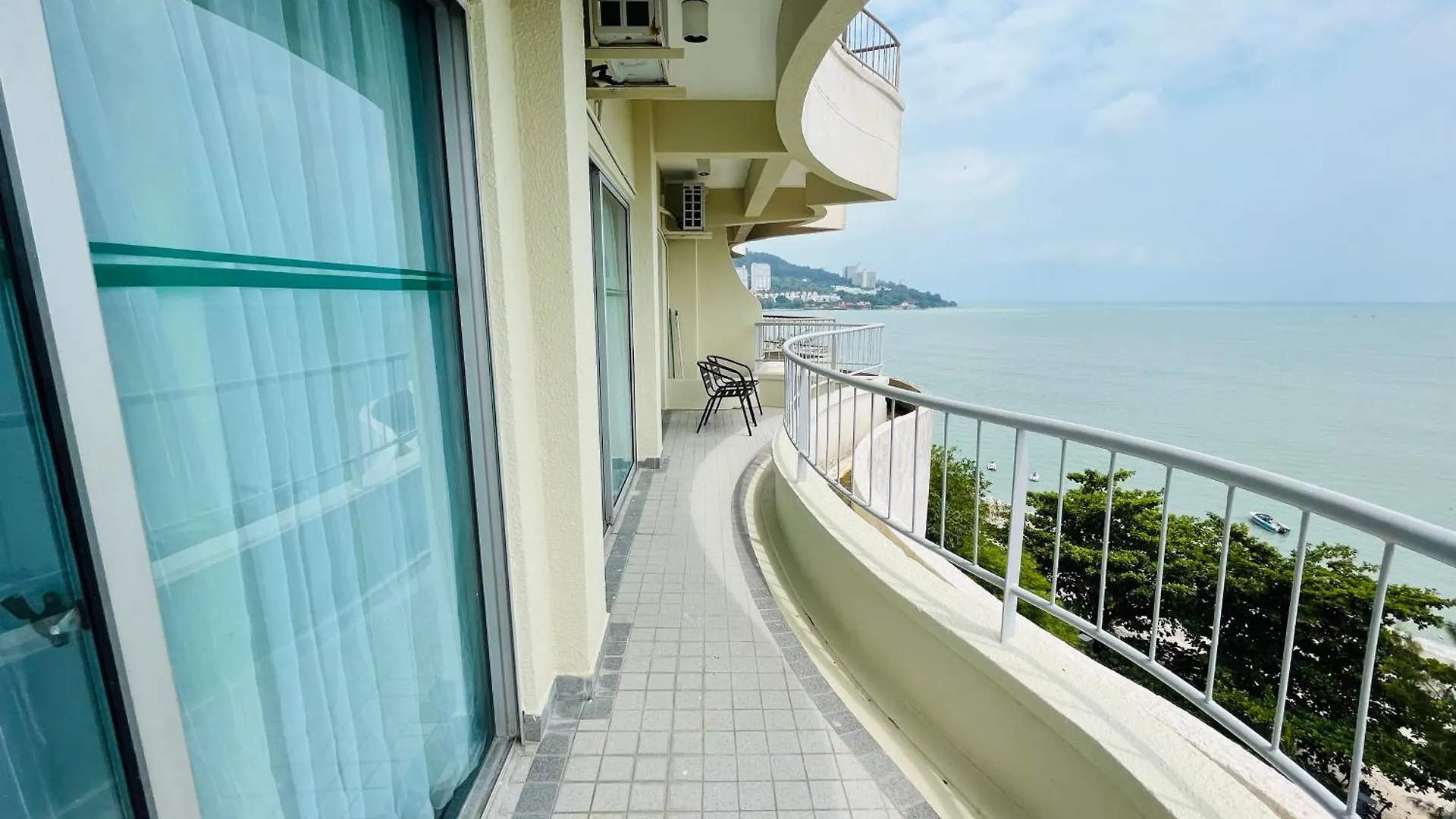 Paradise By The Sea In Penang By Veron At Rainbow Paradise Tanjung Bungah  0*, Tanjung Bungah (Penang) Malaysia
