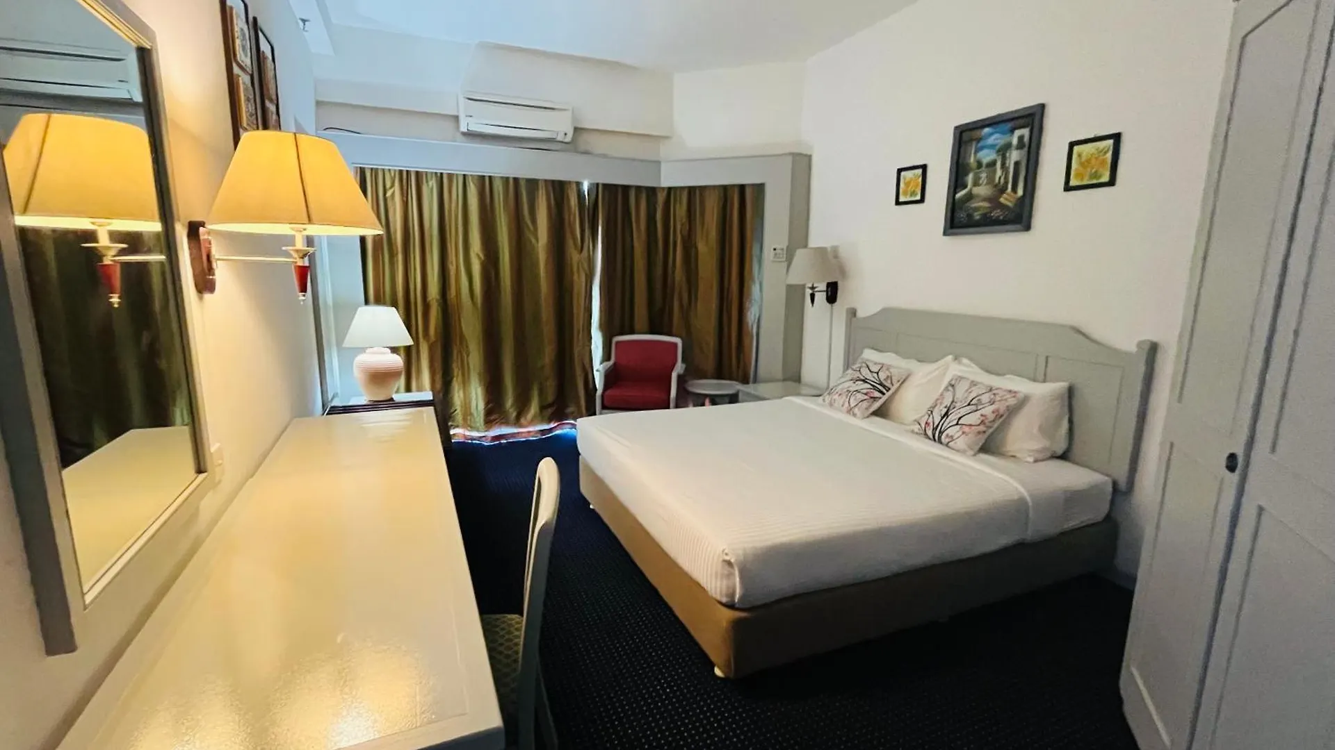Paradise By The Sea In Penang By Veron At Rainbow Paradise Tanjung Bungah  Malaysia